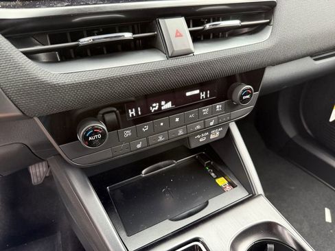 New 2026 Subaru Outback Premium image 19