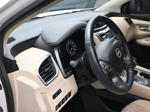 Used 2023 Nissan Murano Platinum w/ Cargo Package FWD image 20