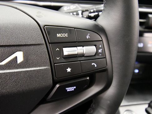 Certified 2026 Kia Sportage SX AWD/4WD image 22