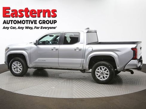 Used 2024 Toyota Tacoma SR5 RWD image 60