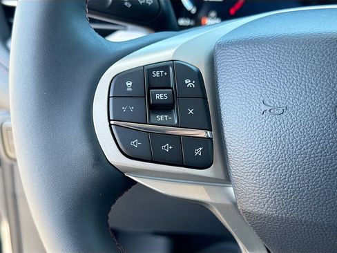 New 2026 Ford Explorer Active RWD image 13