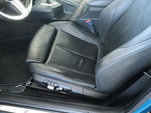 Used 2017 BMW M2 image 13