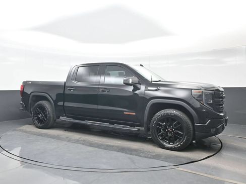 Used 2022 GMC Sierra 1500 Elevation w/ Elevation Premium Package AWD/4WD image 8