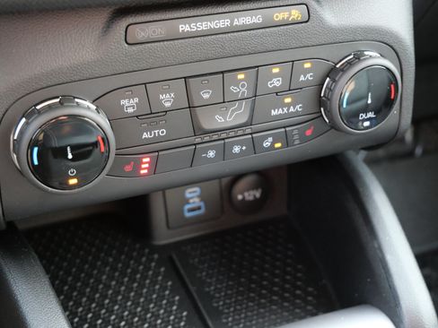 Used 2022 Ford Bronco Sport Outer Banks AWD/4WD image 30