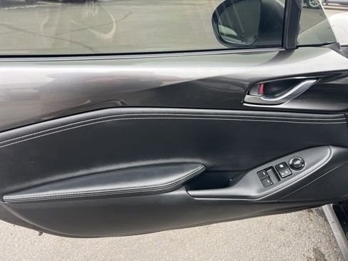 Used 2024 MAZDA MX-5 Miata RF Grand Touring image 27