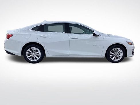 Used 2024 Chevrolet Malibu LT image 12