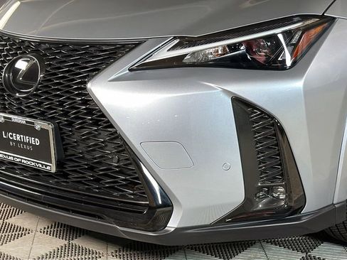 Used 2024 Lexus UX 250h F Sport image 3