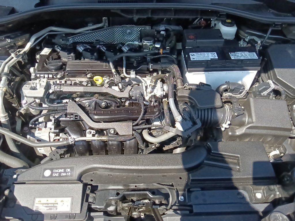 Used 2023 Toyota Corolla Cross LE FWD image 34