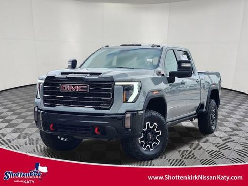 Used 2024 GMC Sierra 2500 AT4X image 1
