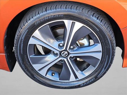 Used 2022 Nissan Leaf SV w/ SV Technology Package image 20