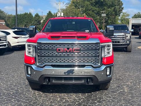 Used 2022 GMC Sierra 2500 SLT w/ SLT Preferred Package AWD/4WD image 2