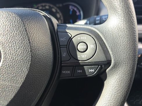 Used 2024 Toyota RAV4 XLE image 27