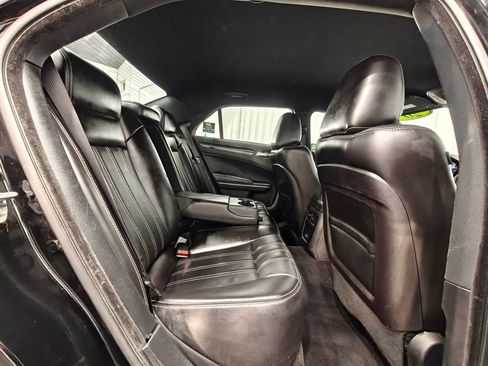 Used 2020 Chrysler 300 S AWD/4WD image 24