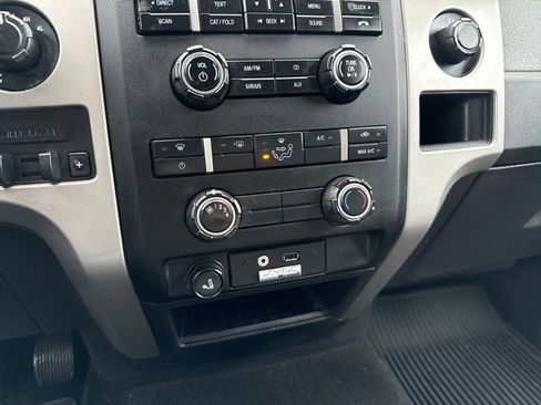 Used 2012 Ford F150 XLT w/ XLT Chrome Pkg image 31