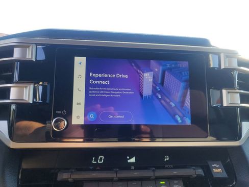 Used 2025 Toyota Tundra SR5 w/ SR5 Convenience Package image 18