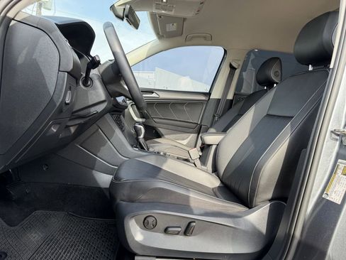 Used 2024 Volkswagen Tiguan SE AWD/4WD image 27