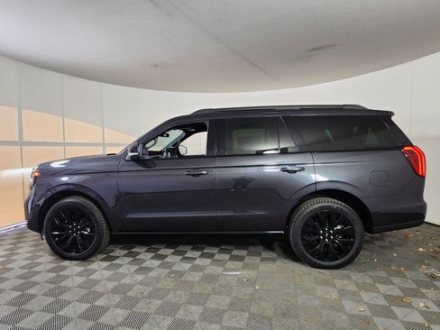 New 2025 Ford Expedition Platinum w/ Stealth Appearance Package image 4