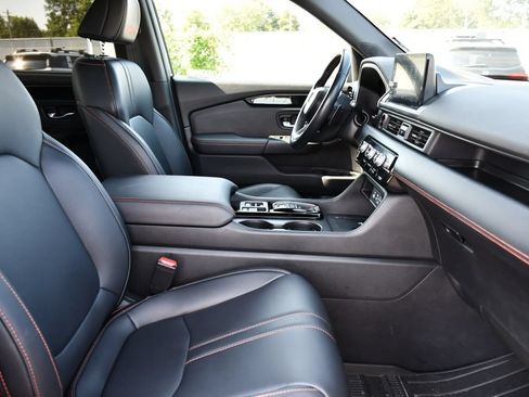 Used 2024 Honda Pilot TrailSport image 35