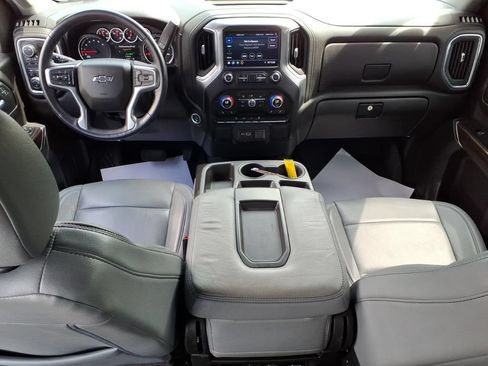 Used 2022 Chevrolet Silverado 1500 RST w/ Z71 Off-Road Package AWD/4WD image 8