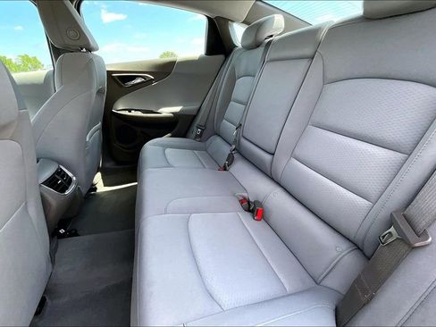 Used 2025 Chevrolet Malibu LT FWD image 24