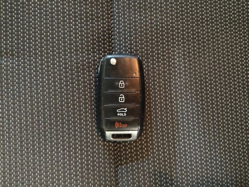 Used 2018 Kia Forte LX FWD image 32