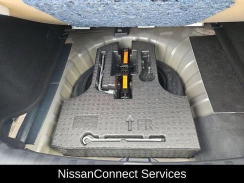 Certified 2023 Nissan Kicks SR w/ SR Premium Package image 40