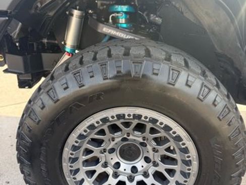 Used 2021 Toyota Tacoma TRD Off-Road image 15