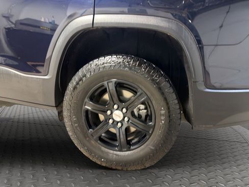 Used 2021 GMC Acadia AT4 w/ Trailering Package AWD/4WD image 26