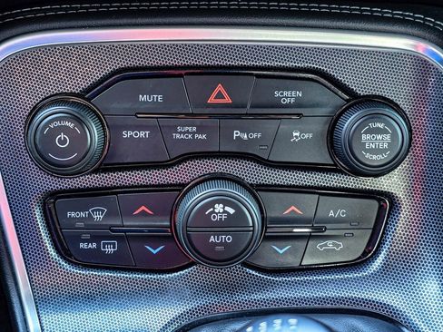 Used 2018 Dodge Challenger R/T Scat Pack w/ Dynamics Package image 20