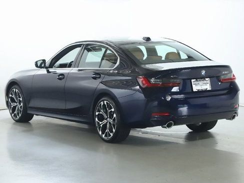 Certified 2026 BMW 330i xDrive Sedan w/ Premium Package AWD/4WD image 41