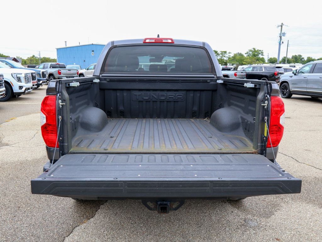 Used 2020 Toyota Tundra Limited w/ Limited Premium Package AWD/4WD image 5