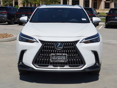 Used 2025 Lexus NX 250 FWD w/ Accessory Package (Z1) image 2