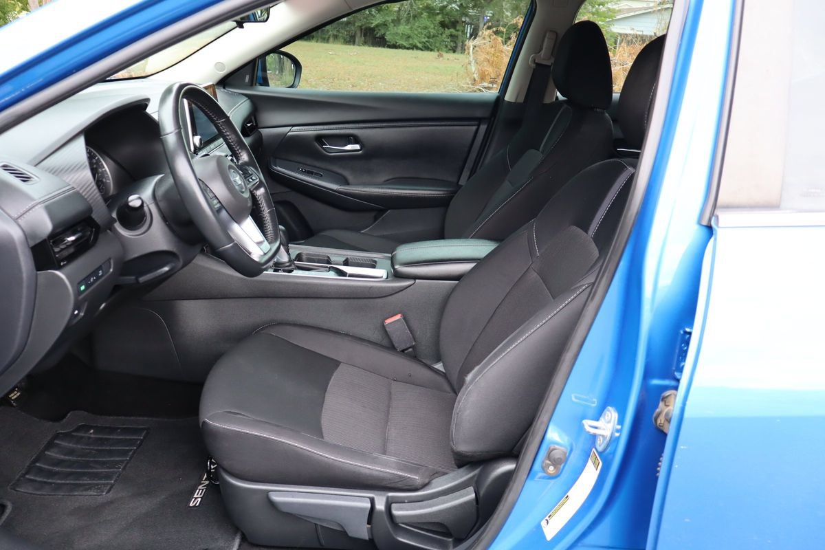 Used 2022 Nissan Sentra SV FWD image 19