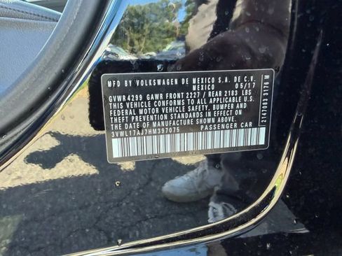 Used 2017 Volkswagen Jetta SEL FWD image 27