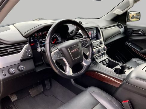 Used 2020 GMC Yukon XL SLT AWD/4WD image 17