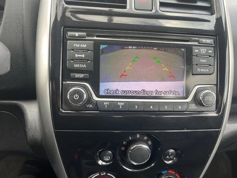 Used 2016 Nissan Versa Note SV image 10