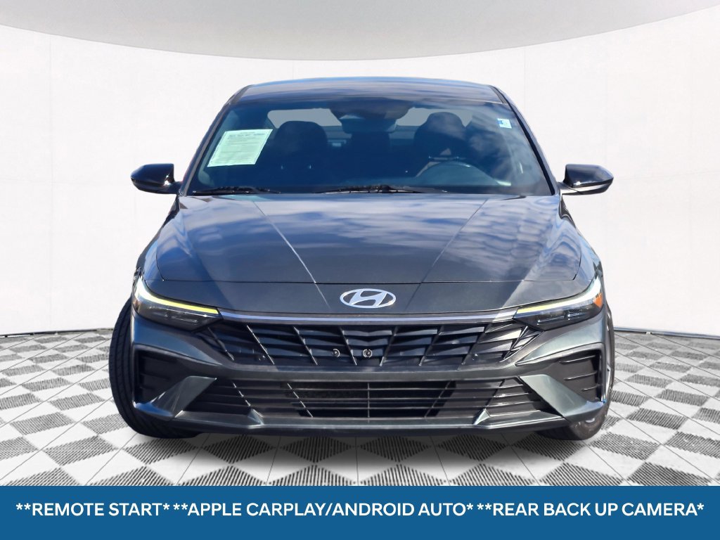 Certified 2025 Hyundai Elantra Sport FWD image 2