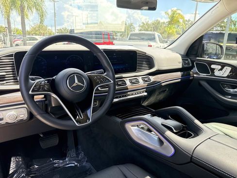 Certified 2025 Mercedes-Benz GLE 350 4MATIC image 16