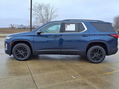Used 2023 Chevrolet Traverse LT