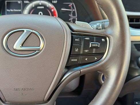 Used 2021 Lexus ES 300h w/ Accessory Package 2 FWD image 20