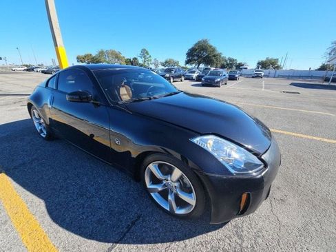Used 2008 Nissan 350Z Touring w/ Aerodynamics Pkg image 5