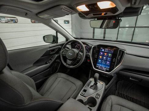 Used 2024 Subaru Crosstrek 2.0i Premium image 15