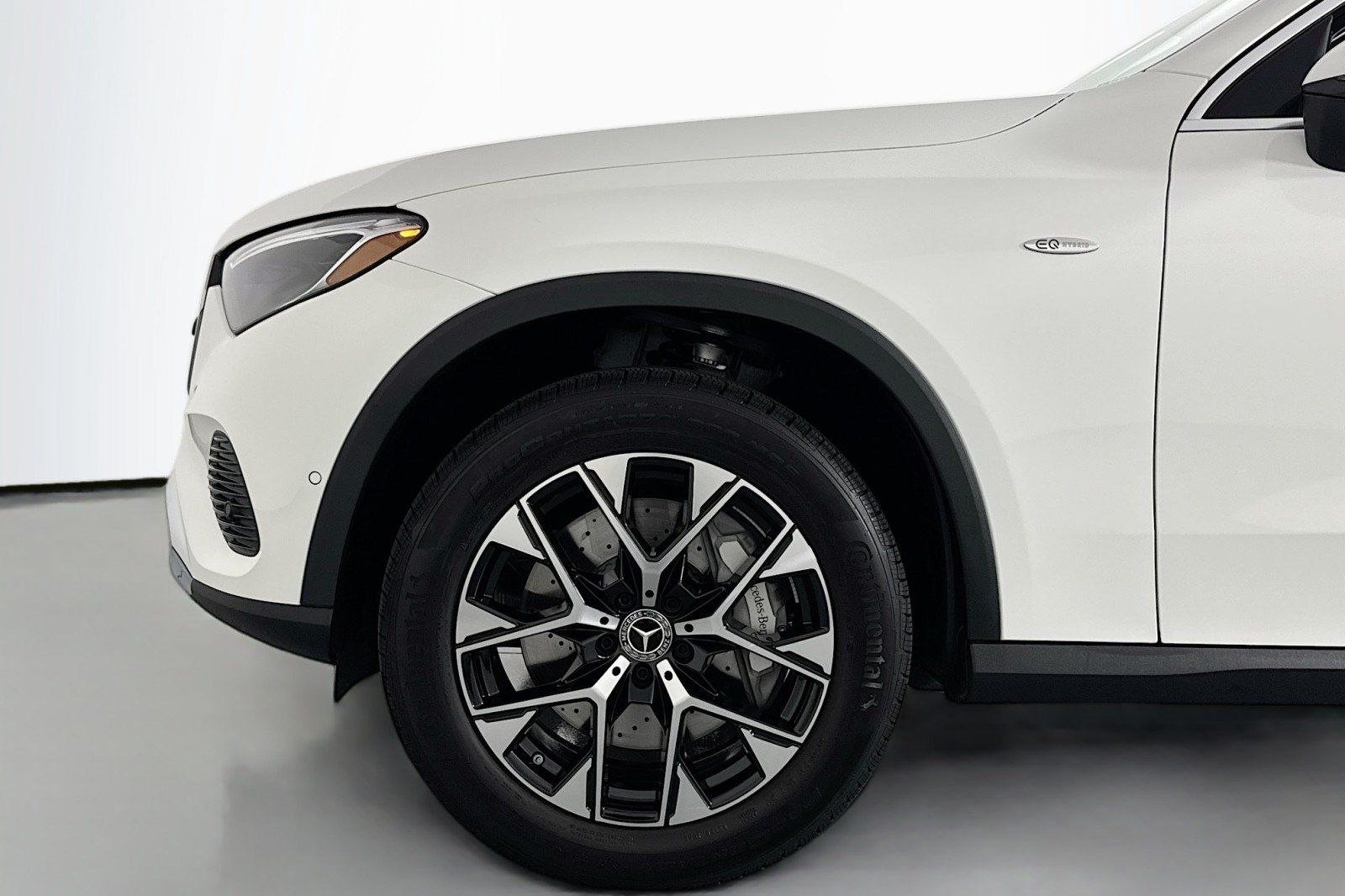 Certified 2025 Mercedes-Benz GLC 350e 4MATIC image 11