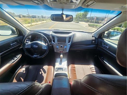 Used 2013 Subaru Outback 3.6R Limited AWD/4WD image 12