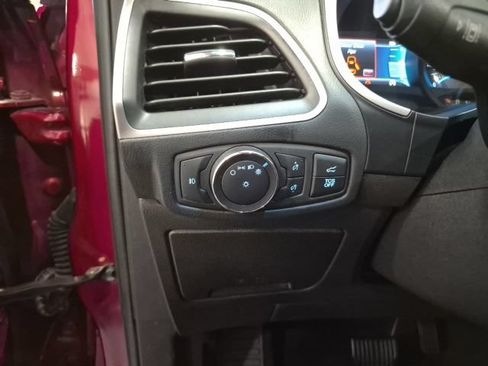 Used 2019 Ford Edge SEL w/ Convenience Package AWD/4WD image 12