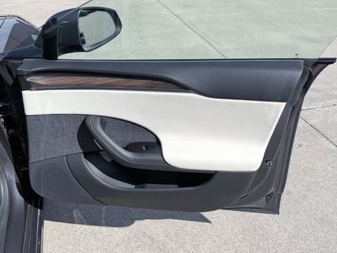 Used 2021 Tesla Model S Long Range image 41