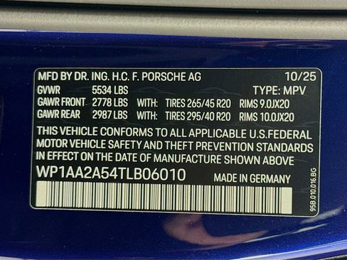 New 2026 Porsche Macan image 34