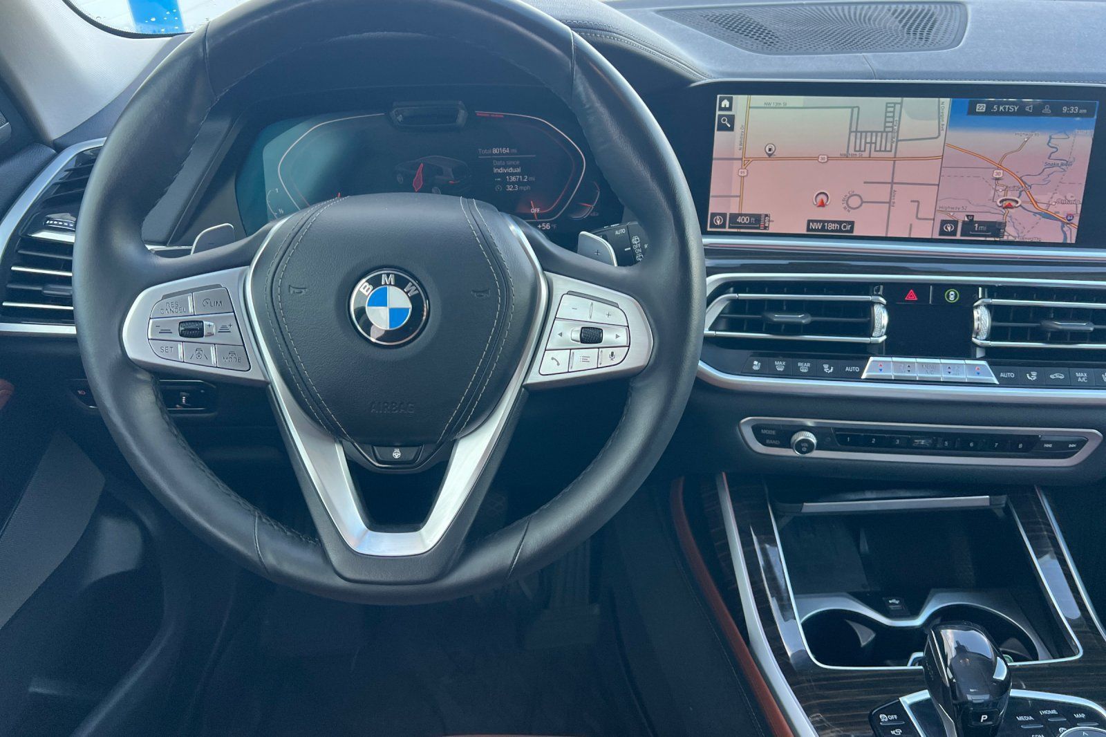 Used 2020 BMW X7 xDrive40i w/ Premium Package AWD/4WD image 11