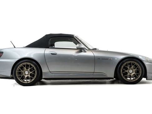 Used 2005 Honda S2000 image 5