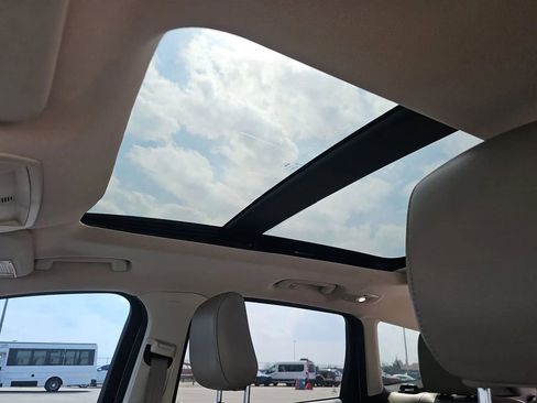 Used 2018 Ford Escape SEL image 7